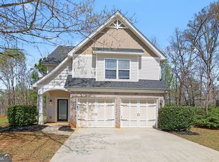 122 Darbys Run Ct, Hiram, GA 30141