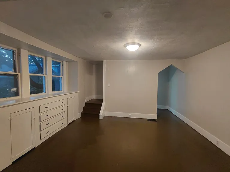 1008 S H St — Photo 2