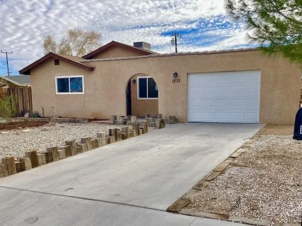 1233 W Coronado Ave, Ridgecrest, CA 93555