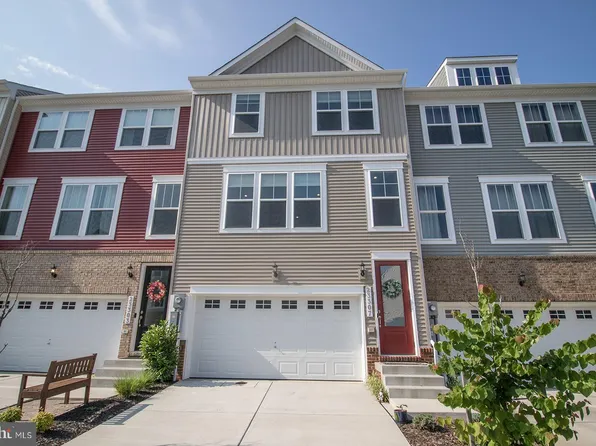 23307 Sugar Pine Ln, California, MD 20619