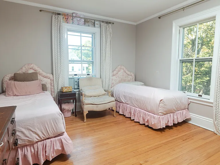 32 Lake Ave #0 — Photo 21