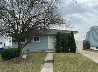 13820 Sherman Ave, Warren, MI 48089