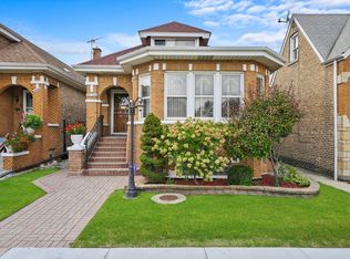 6124 S Kedvale Ave, Chicago, IL 60629