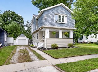 33 E 2nd St, Milan, MI 48160