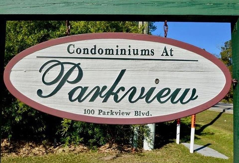 1st image of 1506 Parkview Blvd #1506