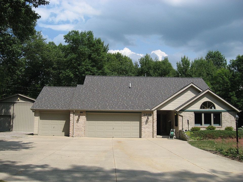 2nd image of 2939 Bangor Rd