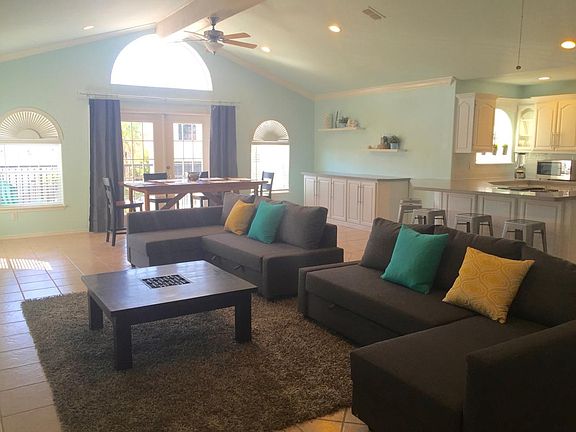 4th image of 103 Palmetto Dr #B