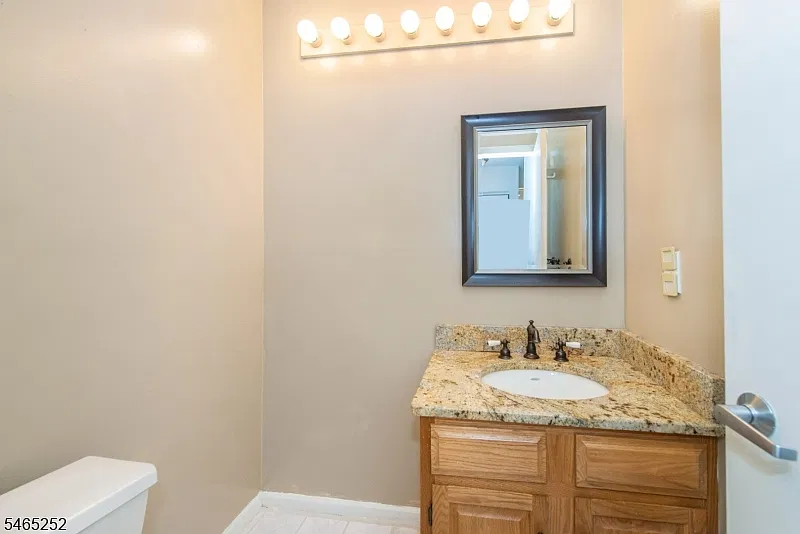 2 bed, 1.5 bath, $2,750 — Photo 4