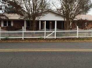 1105 Emory St, Hot Springs, AR 71913