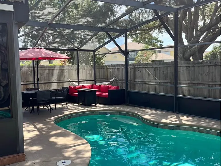 14601 Old Forest Ct — Photo 2