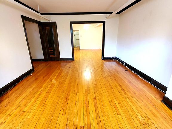 5th image of 4900 N Hermitage Ave #G