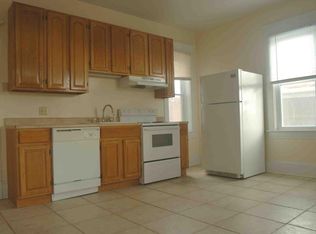 84 W Main St APT 2E, Waynesboro, PA 17268