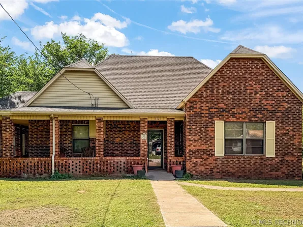 312 S 4th St, Terral, OK 73569