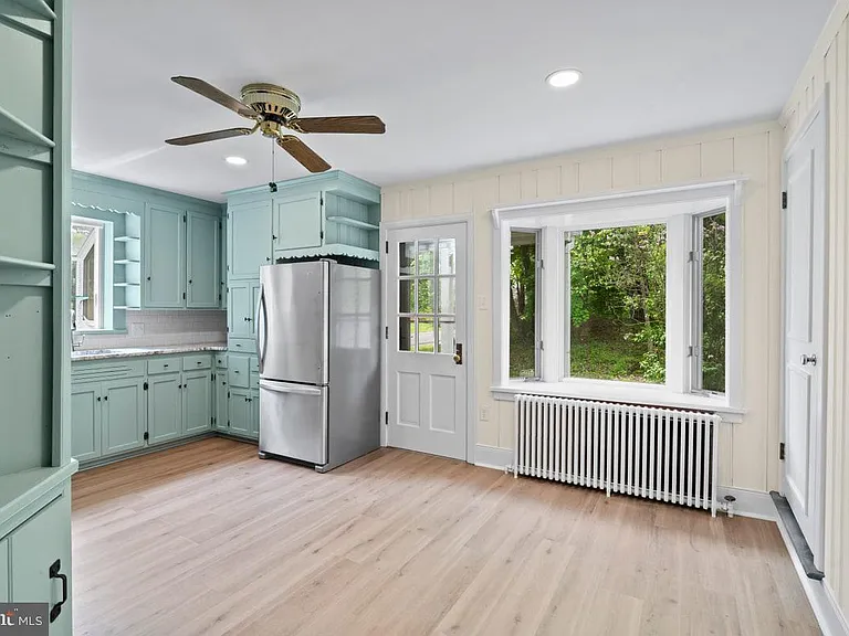 170 Iron Hill Rd — Photo 3