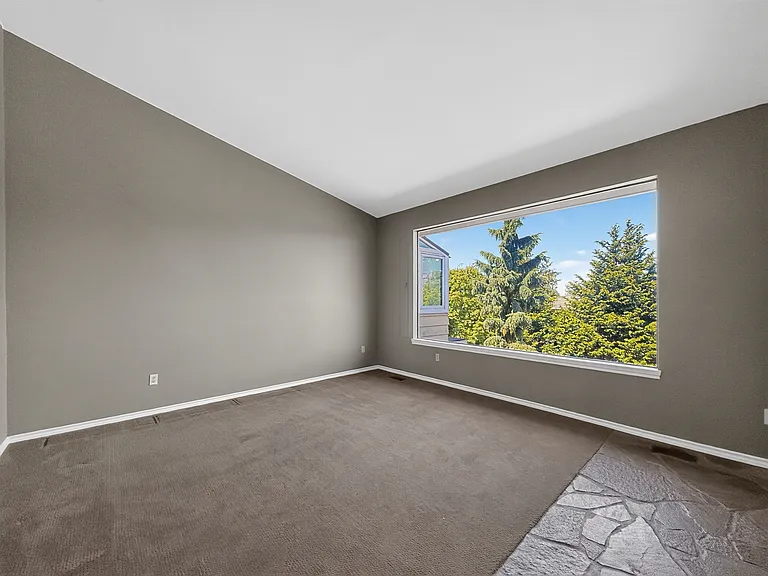 16706 SE 44th St — Photo 13