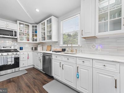 90 W Pitman St, Penns Grove, NJ, 08069