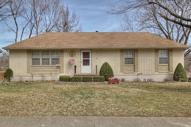 1st image of 15612 E 42nd Pl
