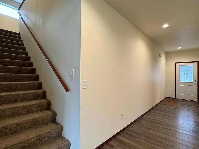 2003 W Sunnyview Ln — Photo 18