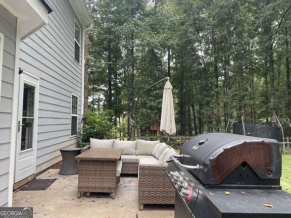 3rd image of 124 Finch Way