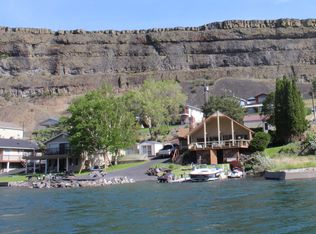 32590 NE Lakeshore Dr, Coulee City, WA 99115