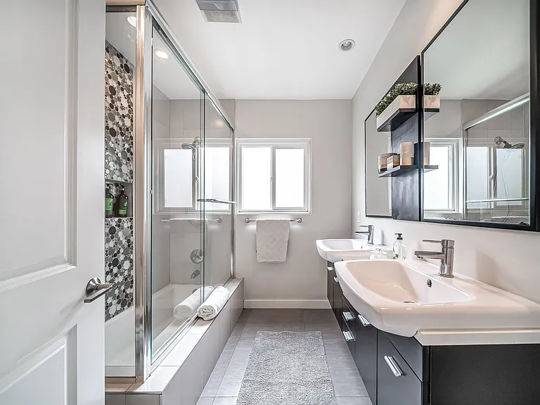 5751 Corteen Pl — Photo 15