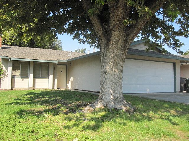 1st image of 451 Sequoia Blvd