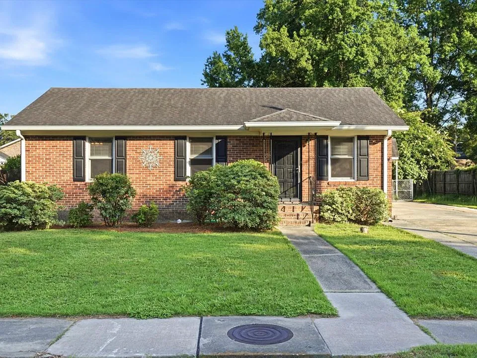 4239 Paramount Dr