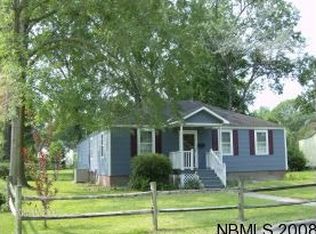 1909 Cleveland St, New Bern, NC 28560