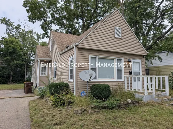 1721 Barton Blvd, Rockford, IL 61103