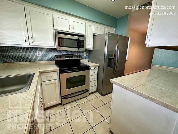 4th image of 4308 Greenholme Dr APT 41