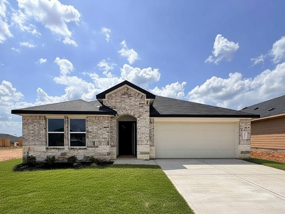 1st image of 40611 Balsam Run Ln