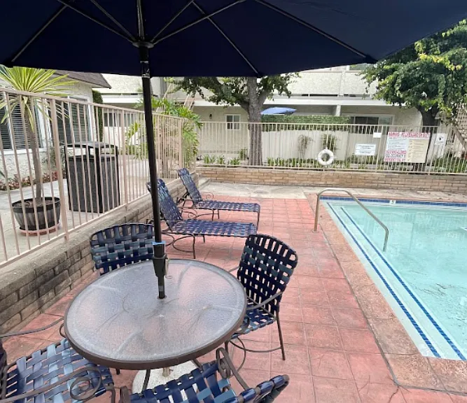Suntree Pool 3-4'