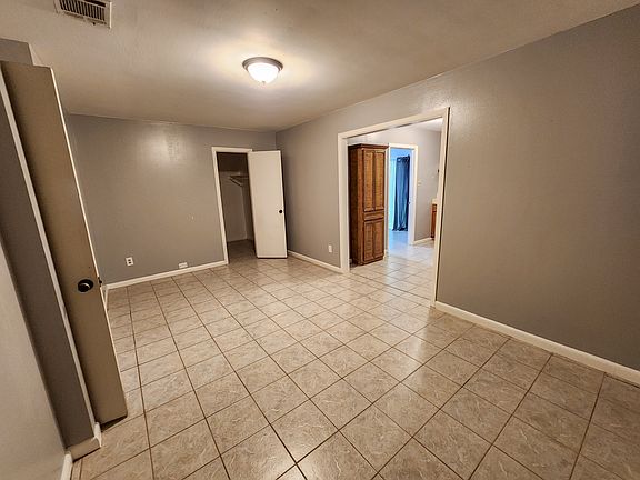 4th image of 414 Friery St