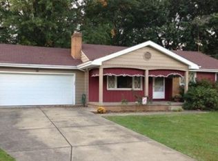 958 Kirwan Dr, Youngstown, OH
