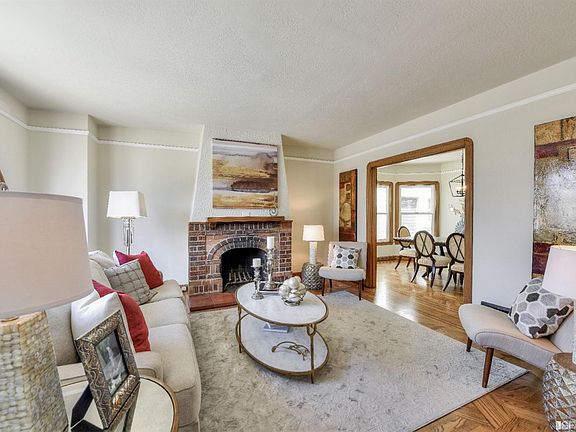2nd image of 35 Dartmouth St