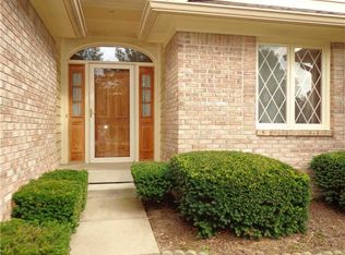 1005 Silver Creek Ct, Greenwood, IN 46142