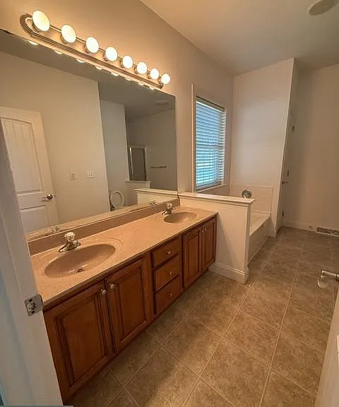 111 Village Dr — Photo 19