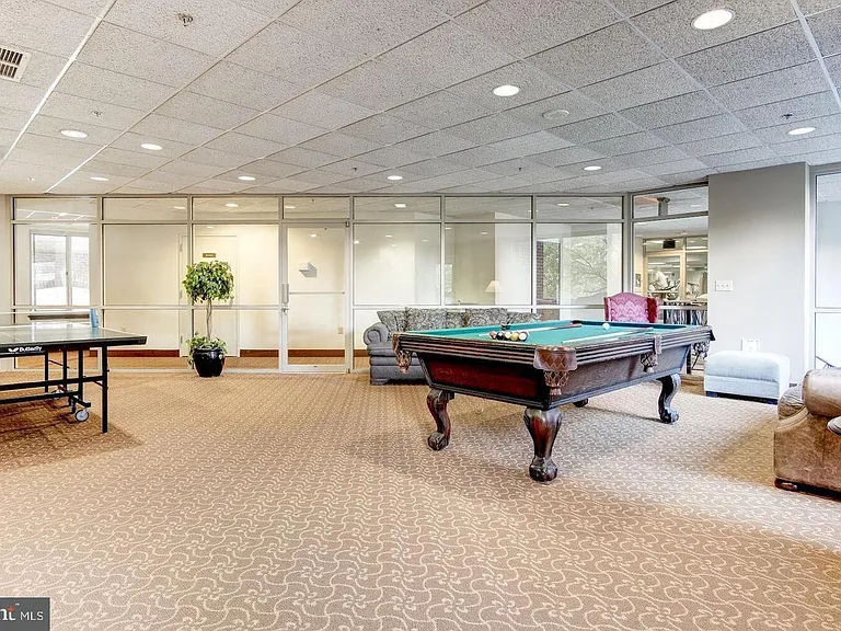 1276 N Wayne St #1205 — Photo 21