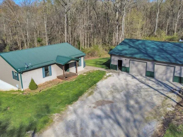 5866 Folsomville Degonia Rd, Tennyson, IN 47637