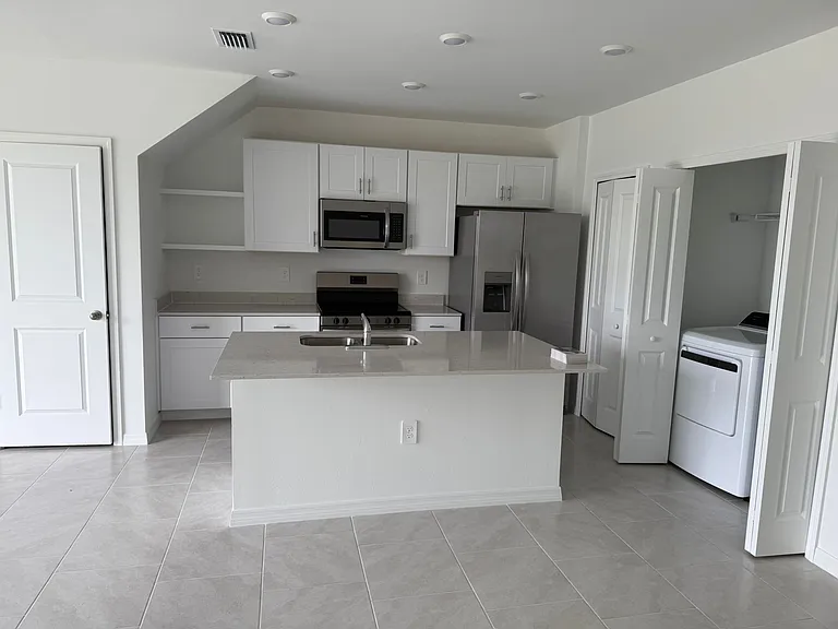 4206 Caterina Ct — Photo 3