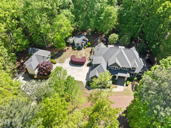 3513 Forest Oaks Dr, Chapel Hill, NC 27514