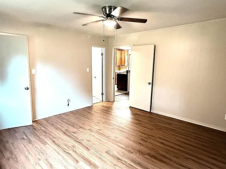 5801 Sapp Rd — Photo 17