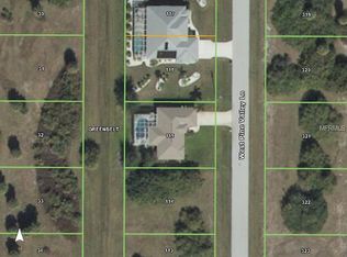 213 W Pine Valley Ln, Rotonda West, FL 33947