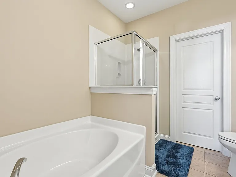 313 Lake View Dr — Photo 19