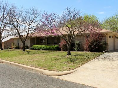 215 W Driftwood Dr, Fredericksburg, TX, 78624