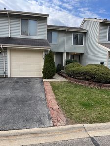 774 Colorado Ct, Carol Stream, IL, 60188