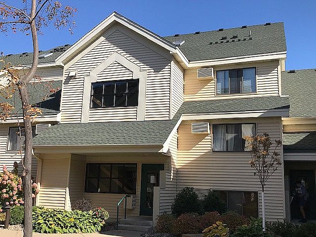 7605 Building Exterior..