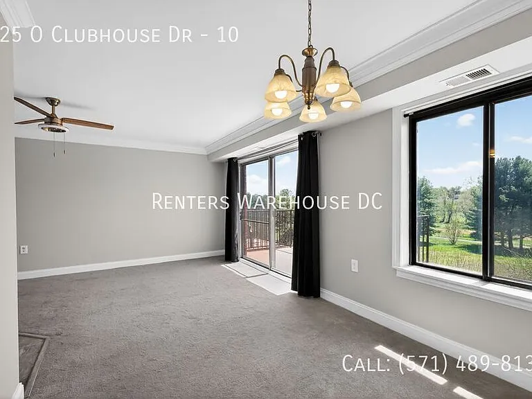125 O'Clubhouse Dr #10 — Photo 12