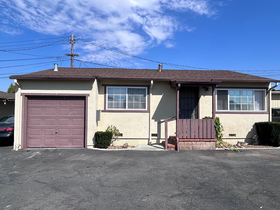 1st image of 217 Willow Ave #217
