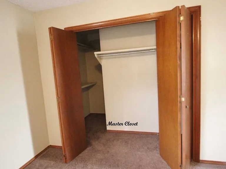 Room 1: Large Closet